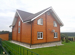 Двухэтажный дом из профилированного бруса 192х145 с крыльцом 1 Двухэтажный дом из профилированного бруса 192х145 с крыльцом 1